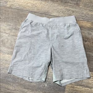 Lululemon men’s the short Linerless size large
